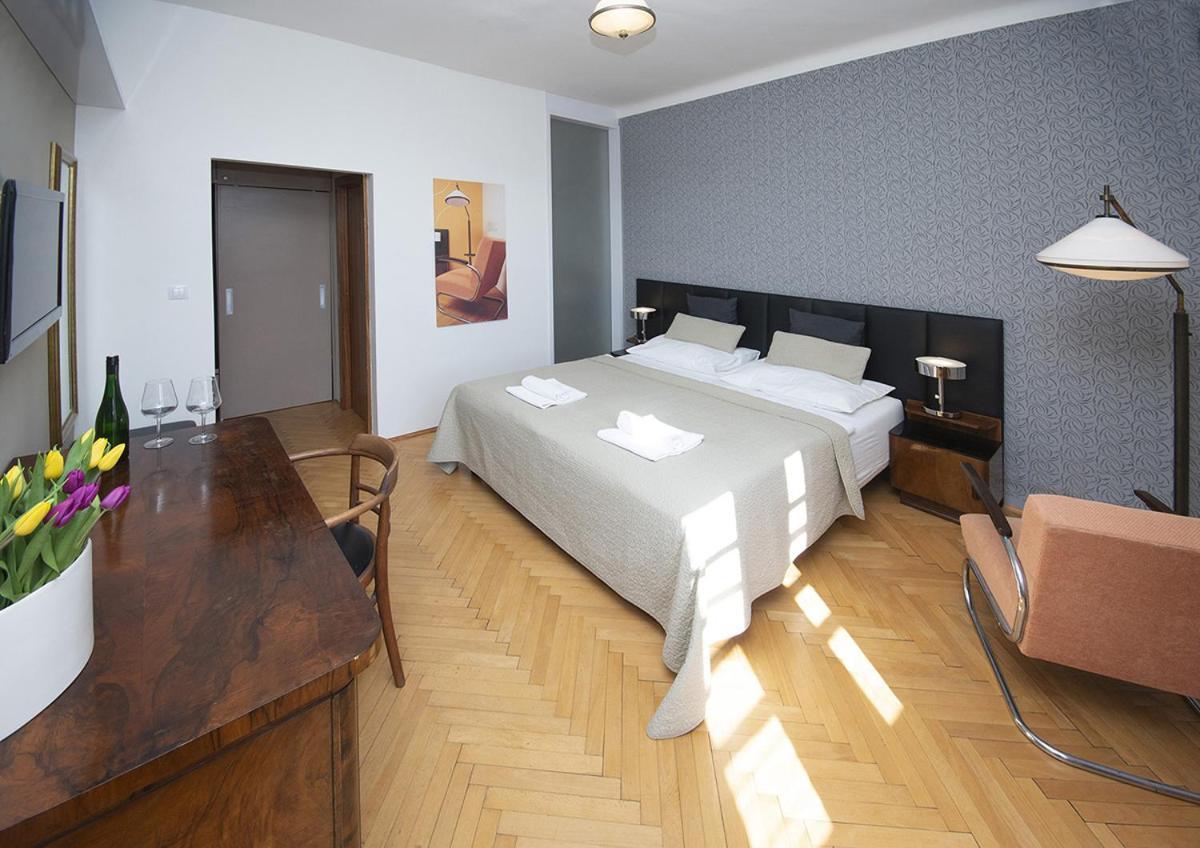 Bed&Breakfast & Apartment Klafe Brno Exterior foto